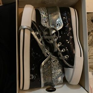 Gotta Flurt Black Convertible High Tops Sneakers